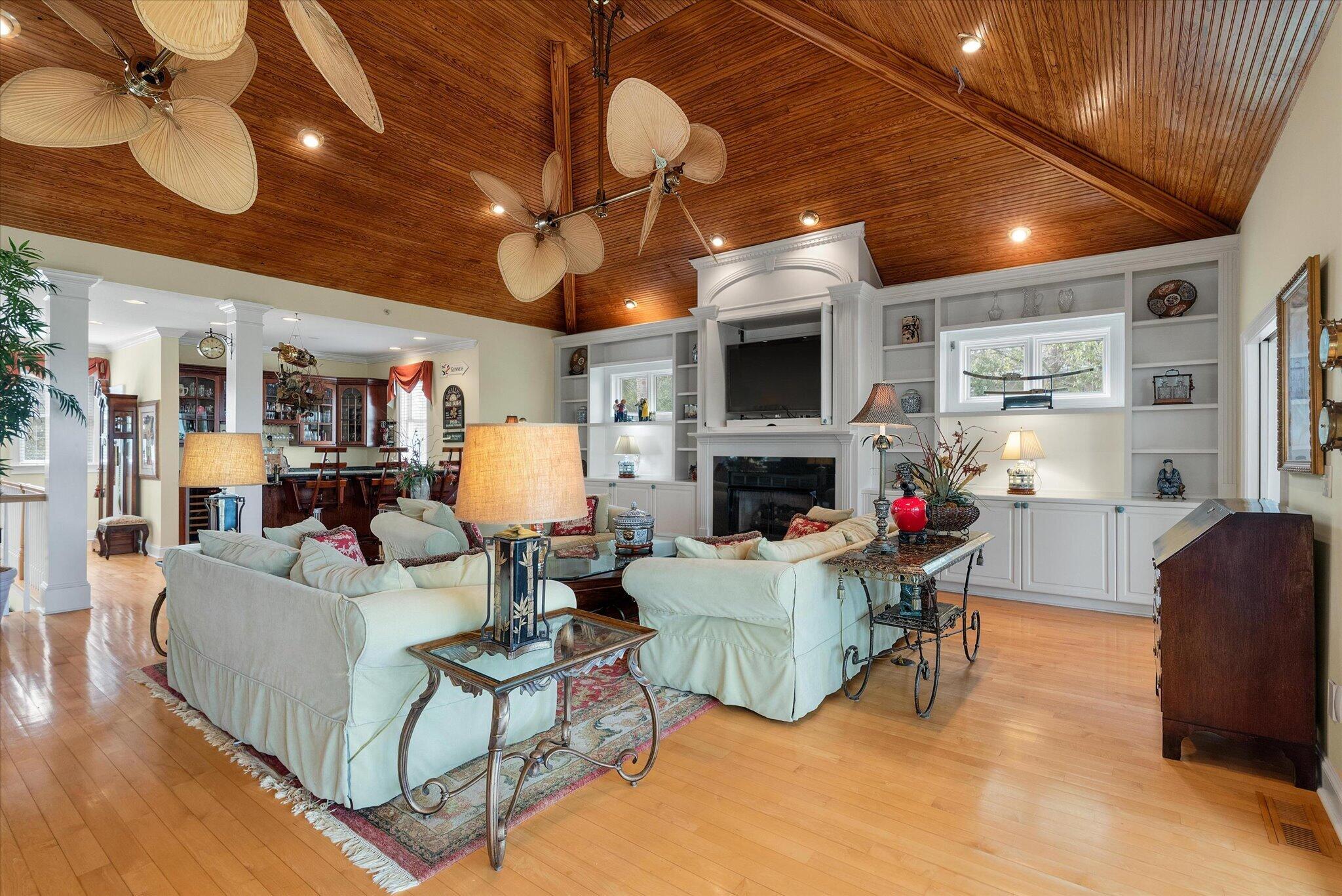 27 Waterway Island Drive