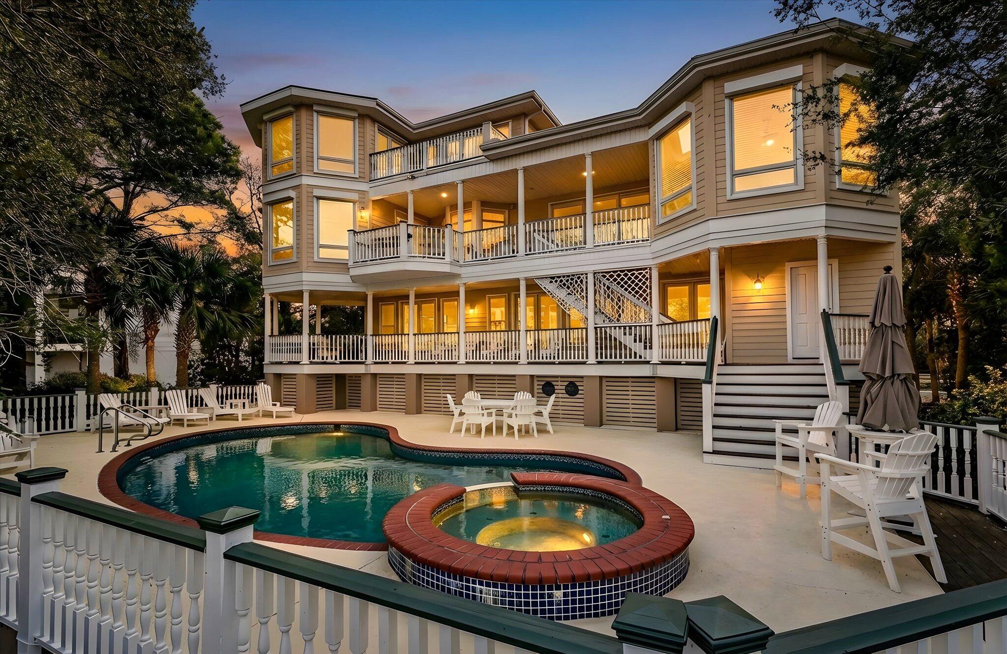 27 Waterway Island Drive