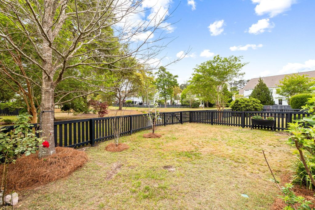 Photo of 2110 Oyster Reef Lane, Mount Pleasant, SC 29466 (MLS # 26010311)