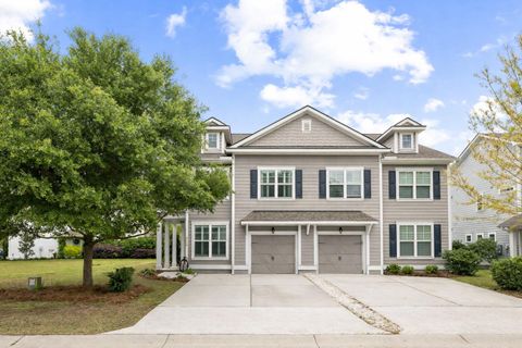 Photo of 2110 Oyster Reef Lane, Mount Pleasant, SC 29466 (MLS # 26010311)