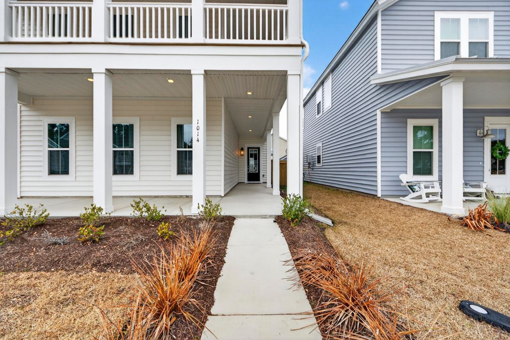 Photo of 1014 Shore Lap St, Summerville, SC 29485 (MLS # 26005441)