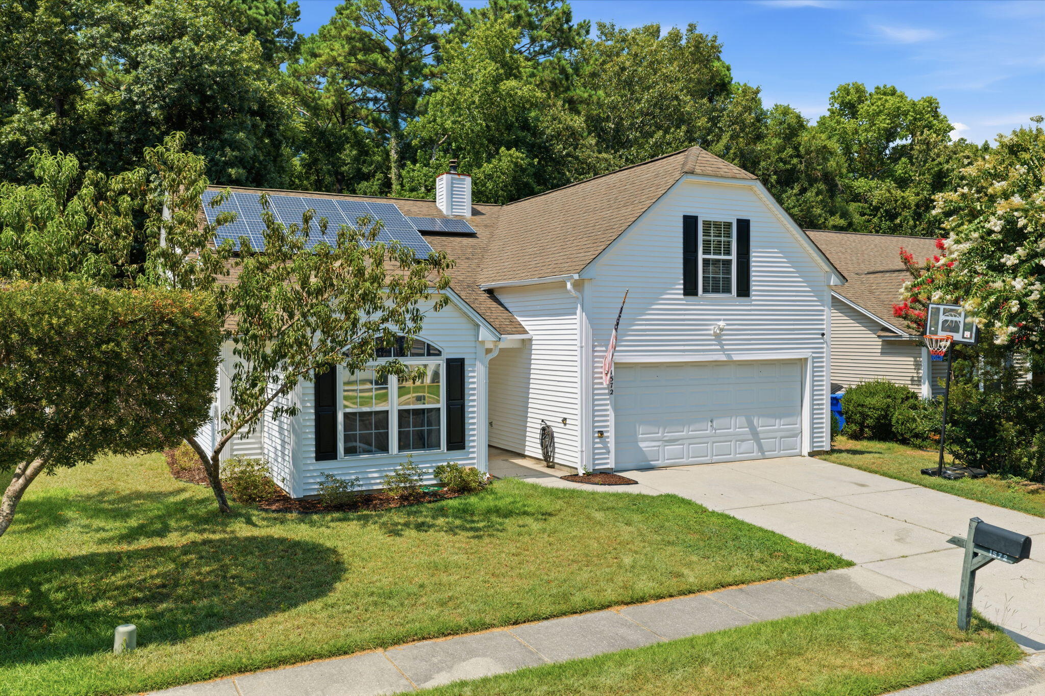 1572 Wellesley Circle