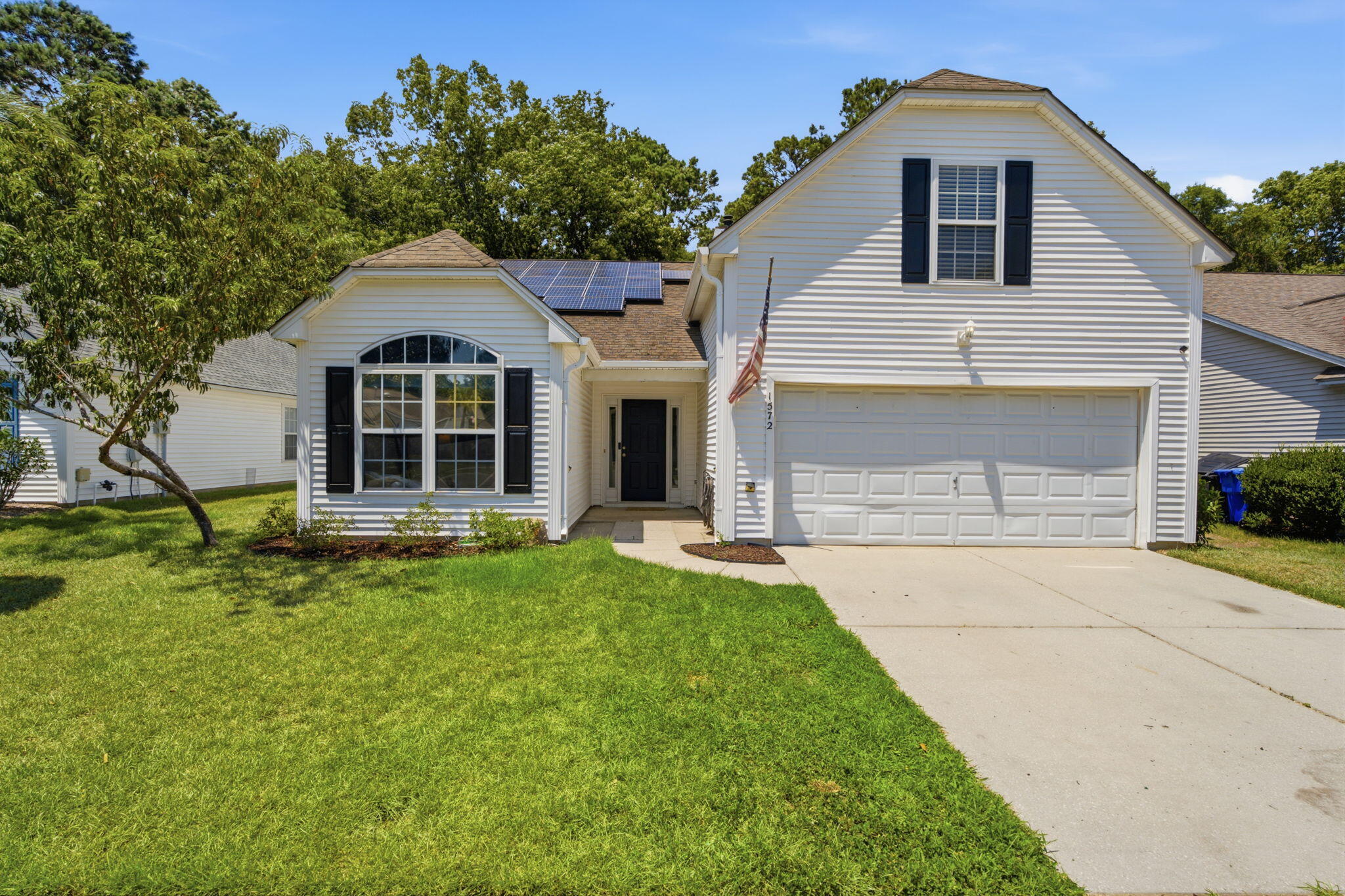 1572 Wellesley Circle
