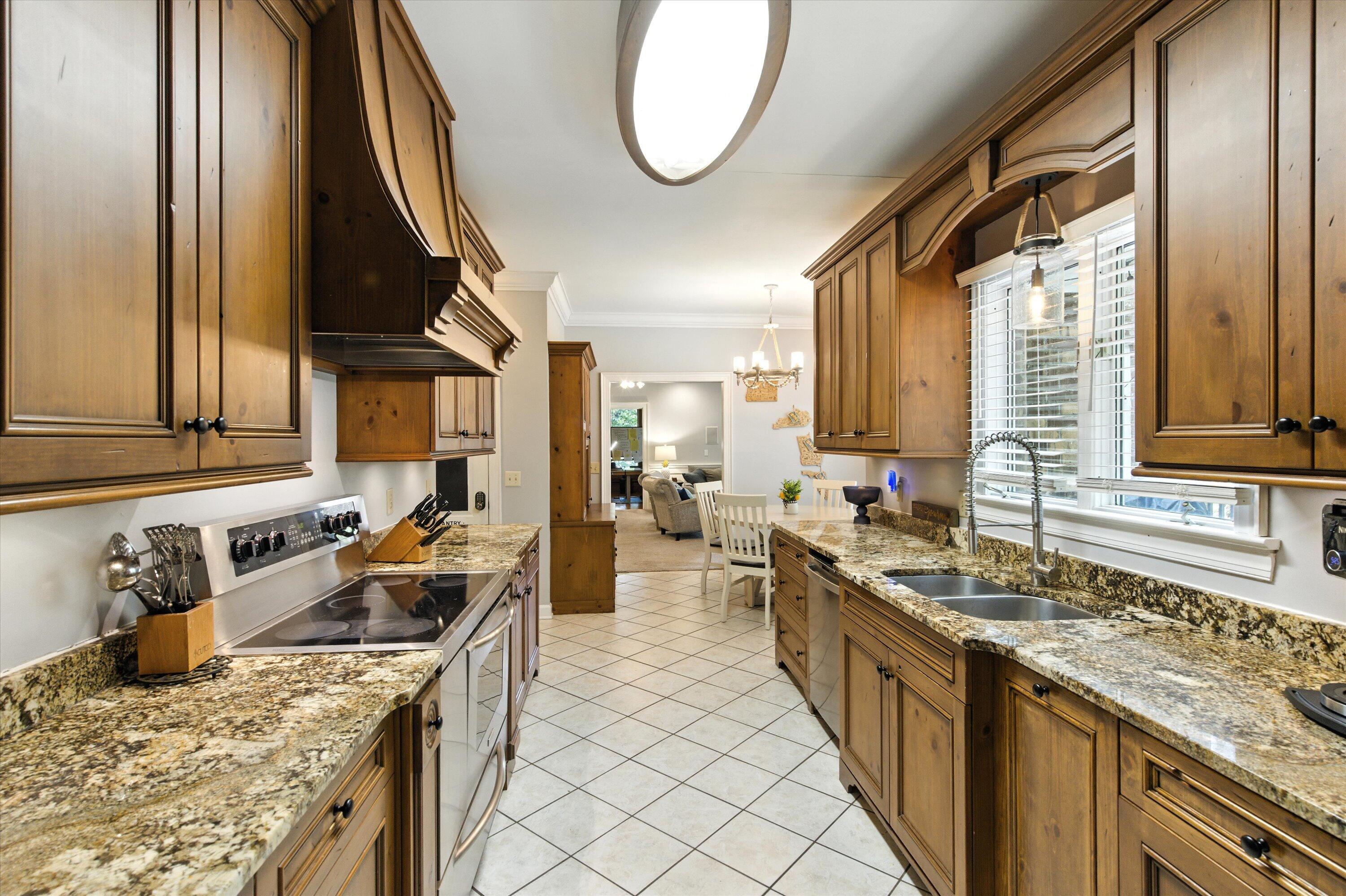 123 Huckleberry Lane