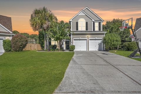 Photo of 1676 Jorrington Street, Mount Pleasant, SC 29466 (MLS # 25024323)