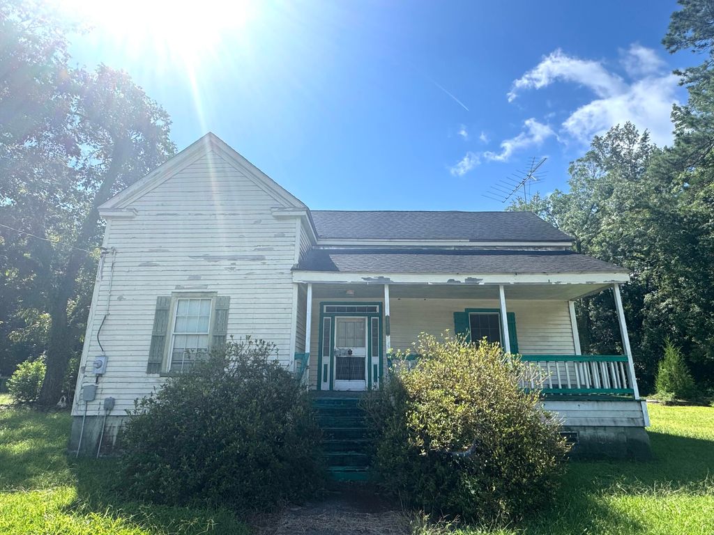 Photo of 8347 Lodge Highway, Lodge, SC 29082 (MLS # 26006558)