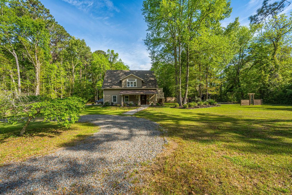 Photo of 7011 Crest Court, Johns Island, SC 29455 (MLS # 26009817)