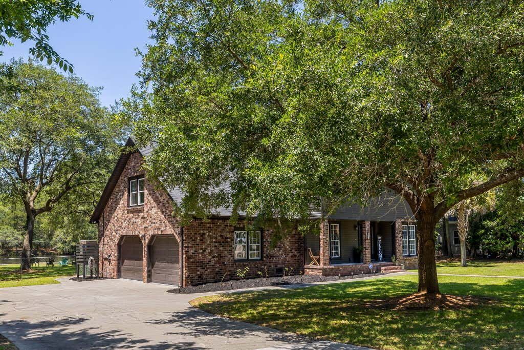 Photo of 2260 Forest Lakes Boulevard, Charleston, SC 29414 (MLS # 26016709)