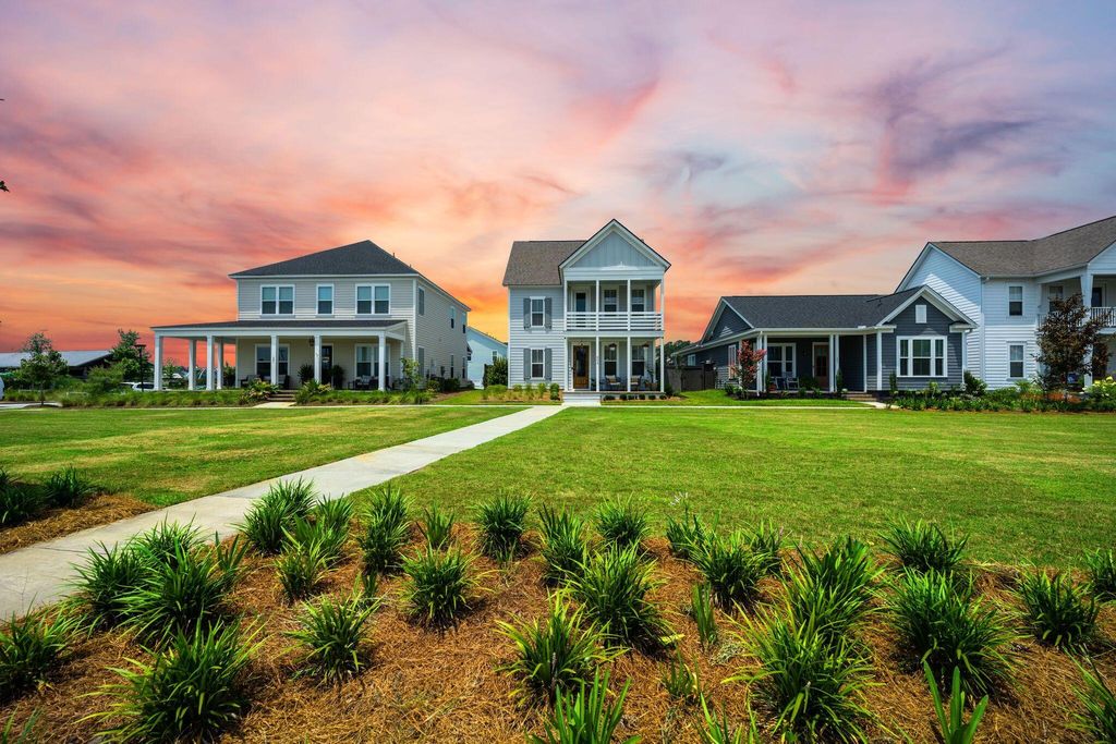 Photo of 203 Symphony Avenue, Summerville, SC 29486 (MLS # 25027334)