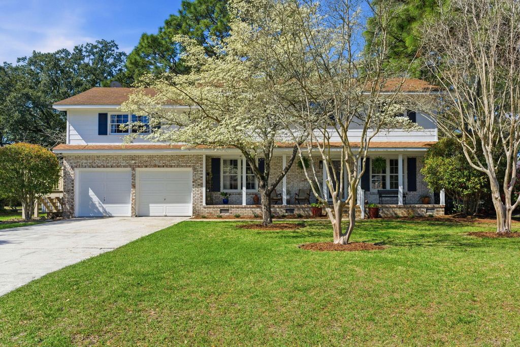 Photo of 932 Tall Pine Road, Mount Pleasant, SC 29464 (MLS # 26012330)