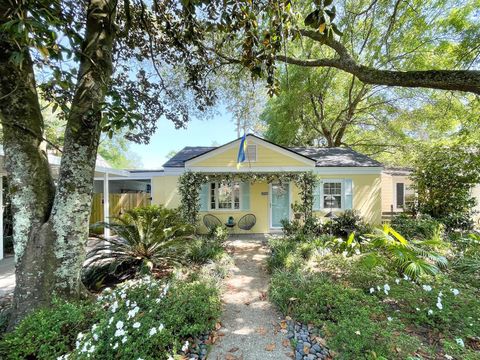 Photo of 2149 Stonewood Drive, Charleston, SC 29412 (MLS # 25016136)