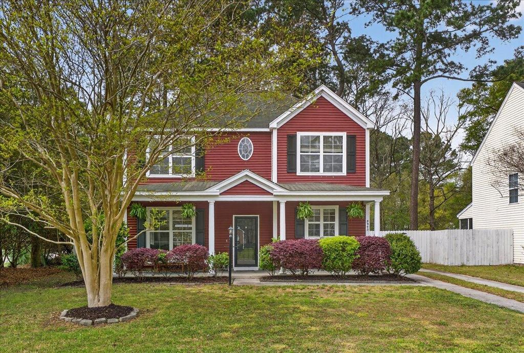 Photo of 8945 Planters Row Lane, Summerville, SC 29485 (MLS # 26008892)
