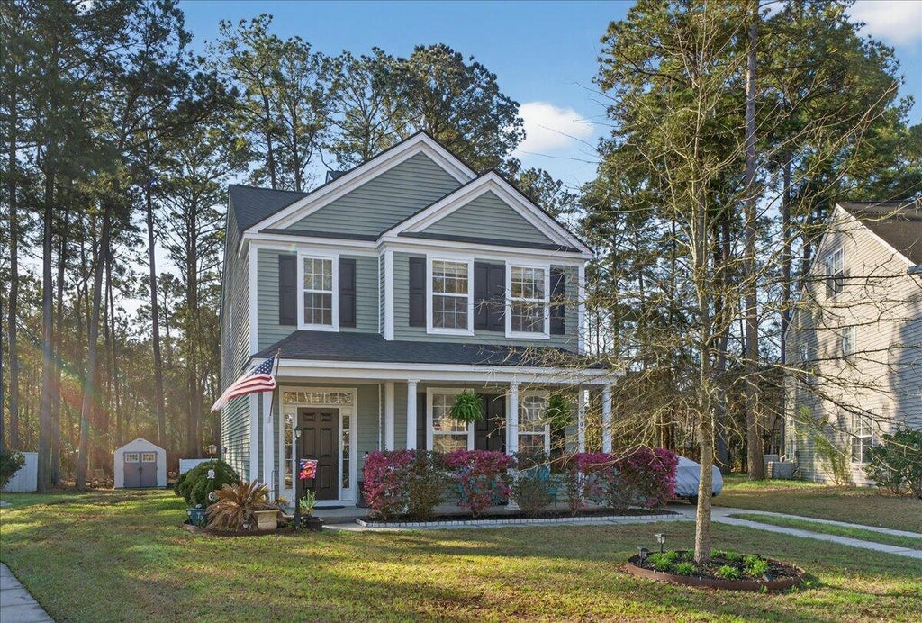 Photo of 4803 E Red Maple Circle, Summerville, SC 29485 (MLS # 26018477)