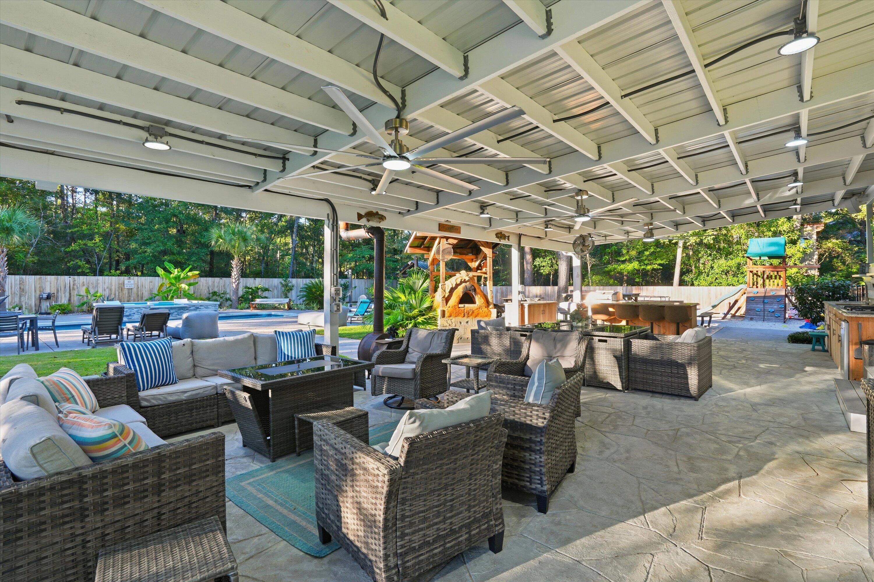 5864 Bears Bluff Road