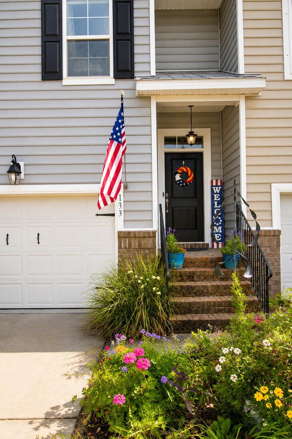 133 Claret Cup Way