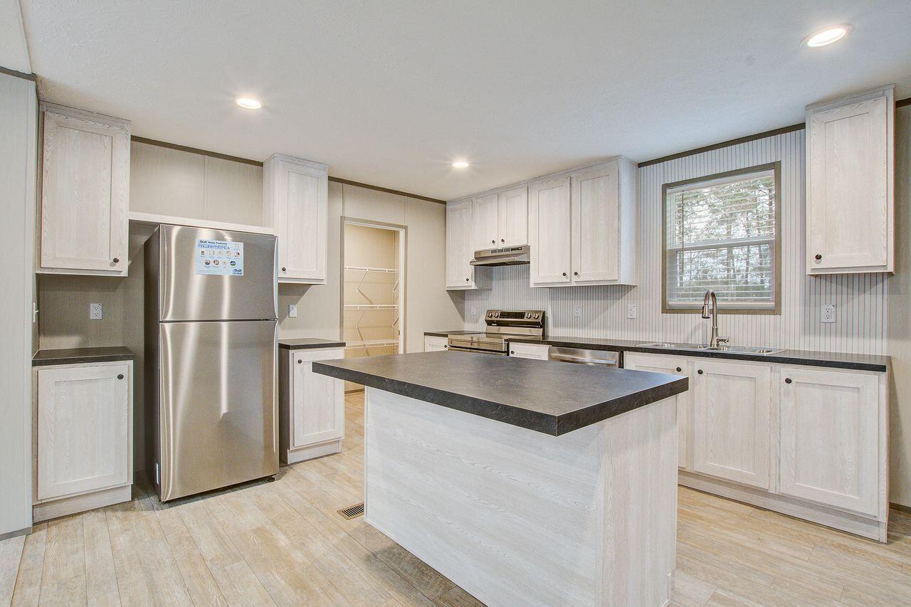 3450 Sniders Highway