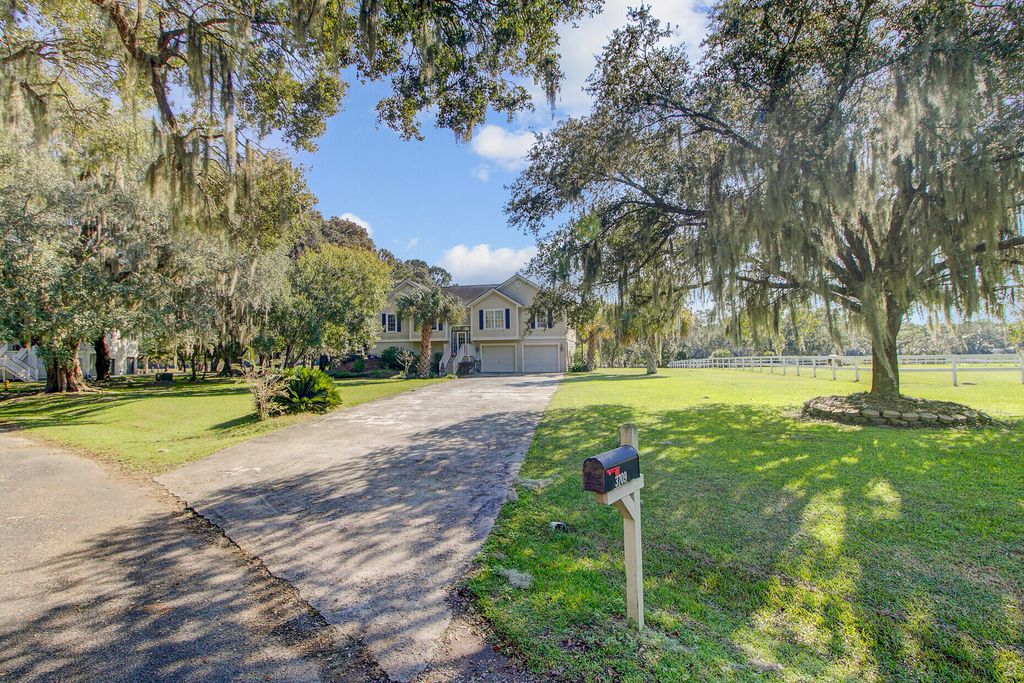 Photo of 3709 Plantation Pointe Road, Johns Island, SC 29455 (MLS # 25028227)