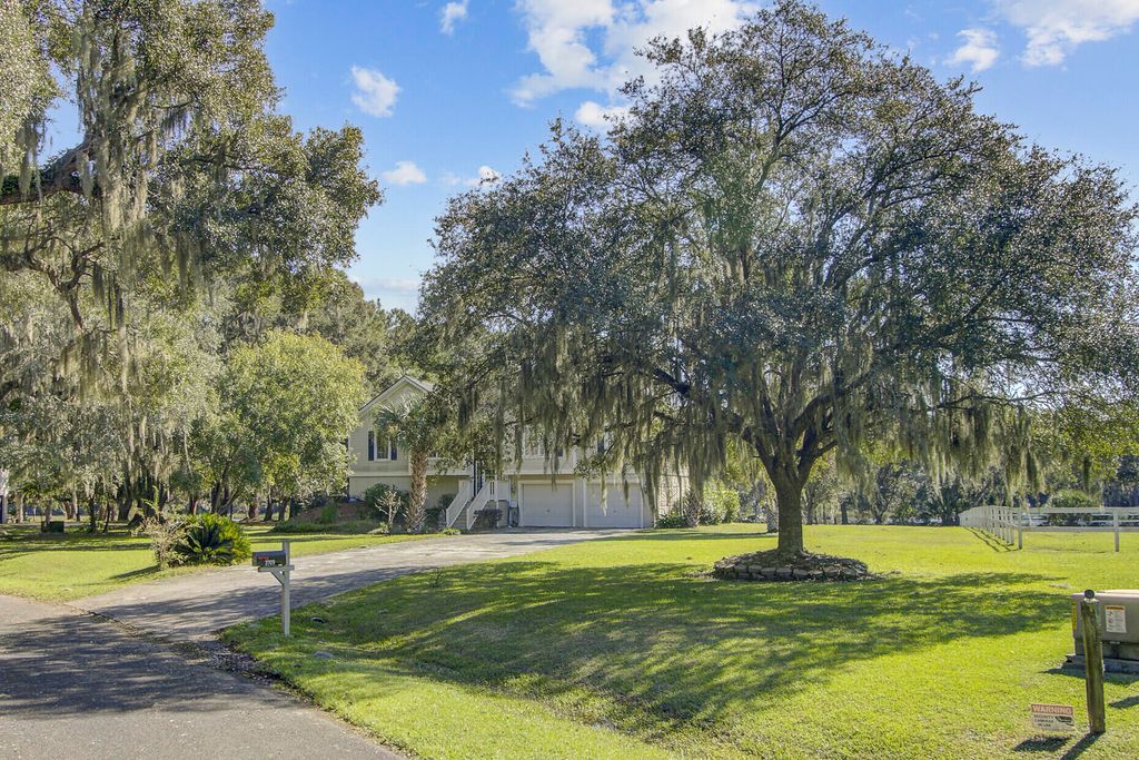 Photo of 3709 Plantation Pointe Road, Johns Island, SC 29455 (MLS # 25028227)
