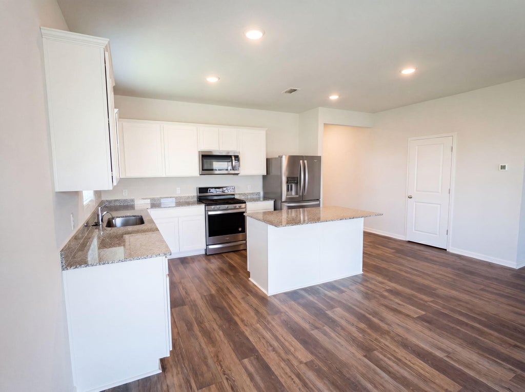 Photo of 616 Fisher Lane, Summerville, SC 29486 (MLS # 26020118)