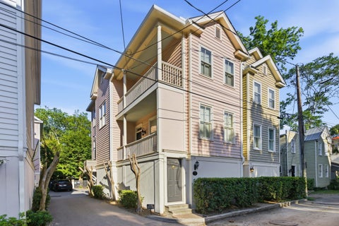 Photo of 13 Kirkland Lane, Charleston, SC 29401 (MLS # 26016966)