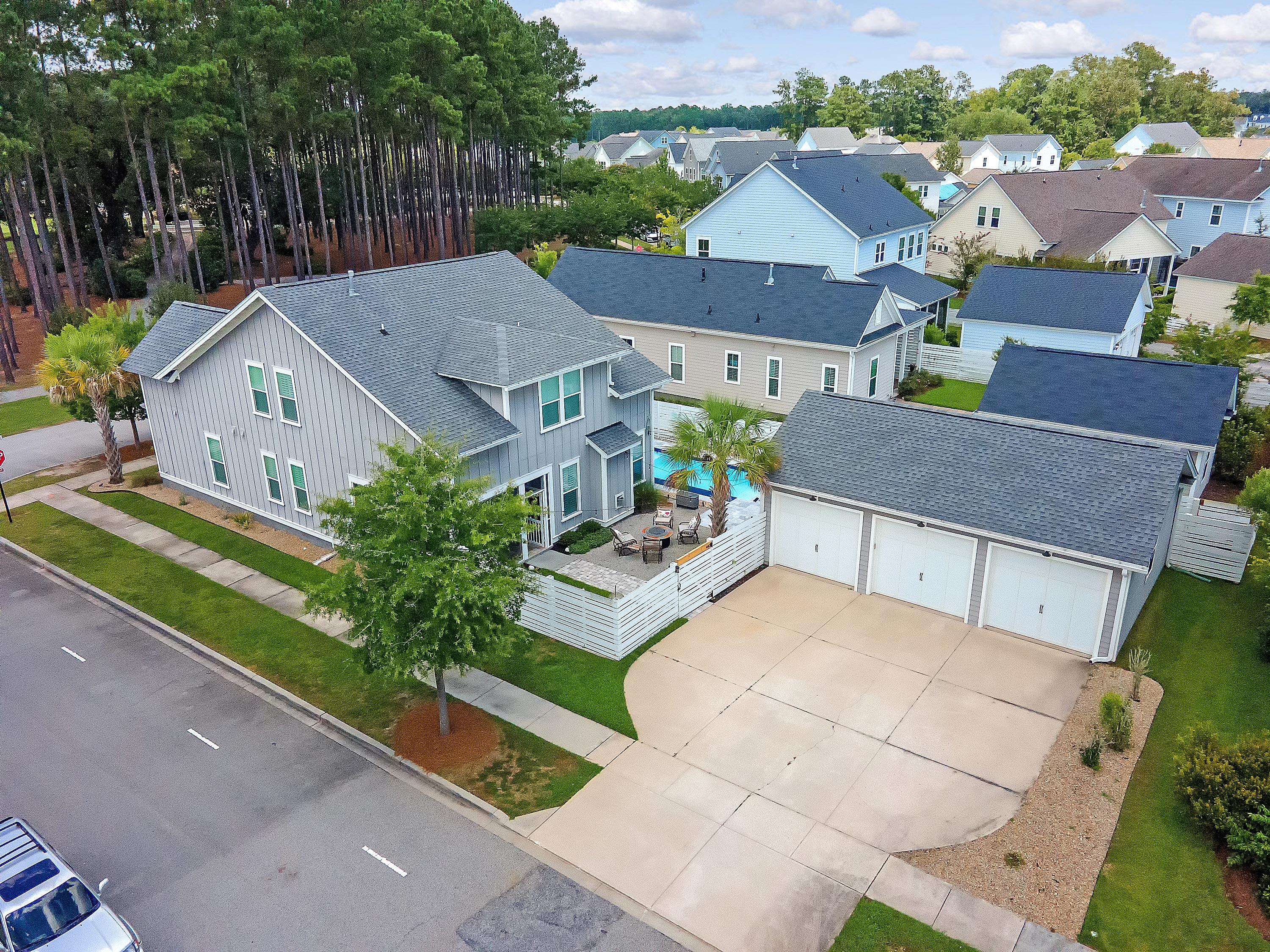 457 Watergrass Way