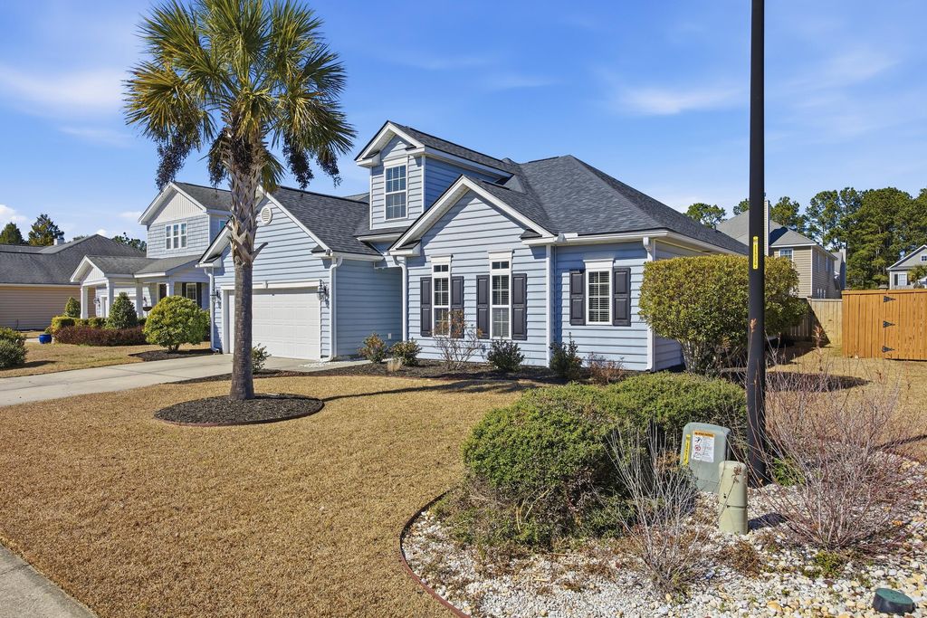 Photo of 236 Berwick Drive, Summerville, SC 29483 (MLS # 26004189)