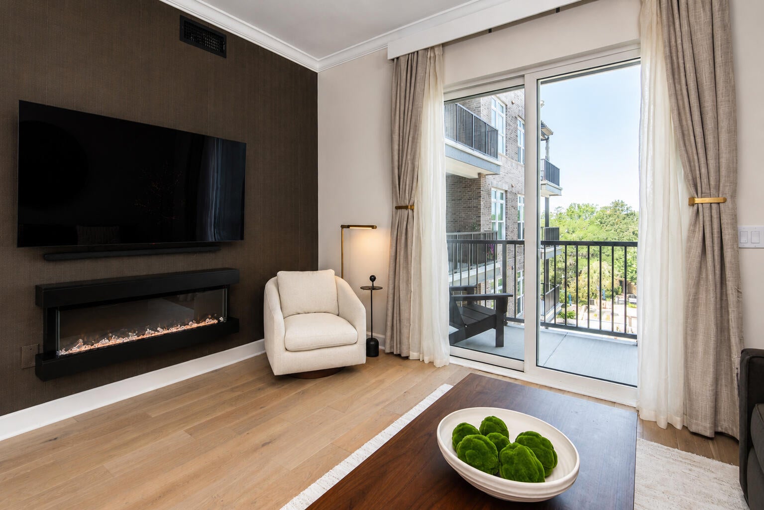 145 Pier View Street 311