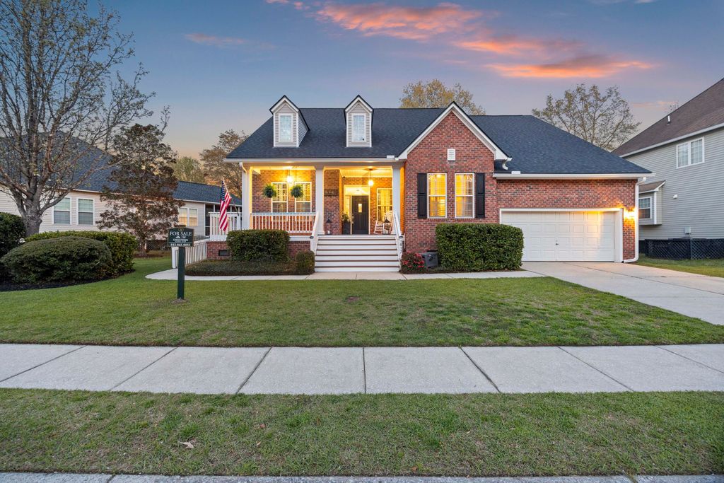 Photo of 1617 William Hapton Way, Mount Pleasant, SC 29466 (MLS # 26007779)