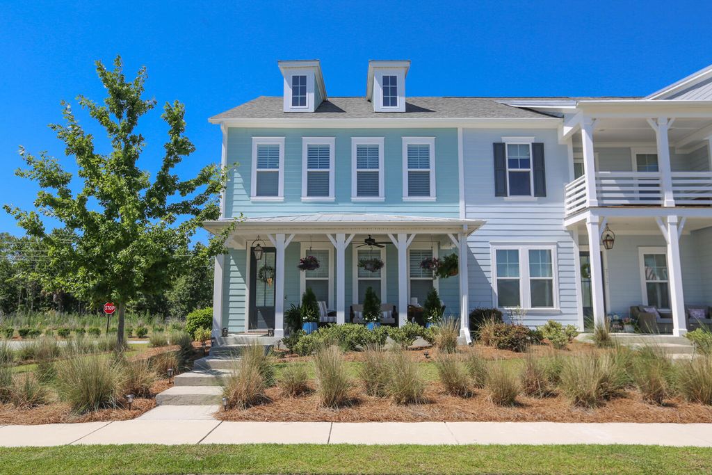 Photo of 3115 Sturbridge Road, Mount Pleasant, SC 29466 (MLS # 26014570)