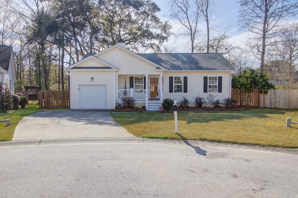 Photo of 2629 Lani Court, Charleston, SC 29414 (MLS # 26002275)