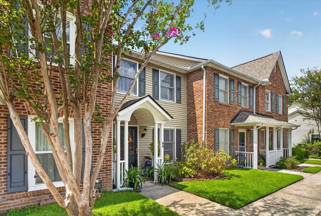 Photo of 705 Reserve Way, Summerville, SC 29485 (MLS # 26023985)