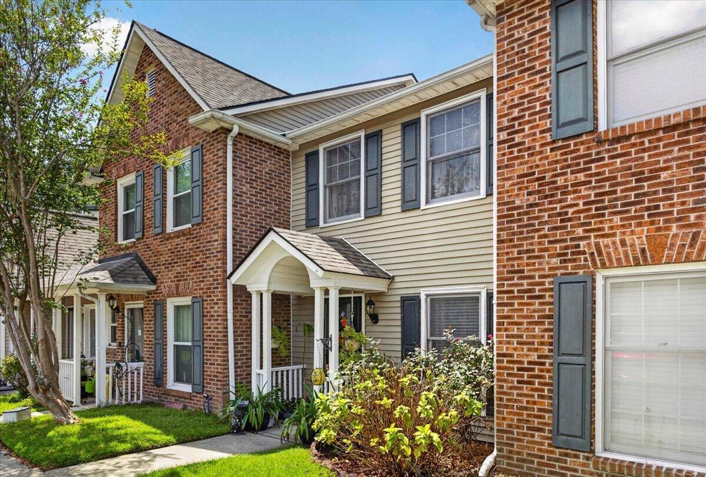 Photo of 705 Reserve Way, Summerville, SC 29485 (MLS # 26023985)