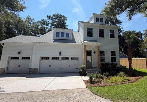 Photo of 295 W Coleman Boulevard, Mount Pleasant, SC 29464 (MLS # 26012649)