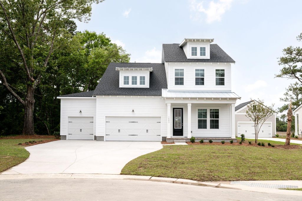 Photo of 295 W Coleman Boulevard, Mount Pleasant, SC 29464 (MLS # 26012649)