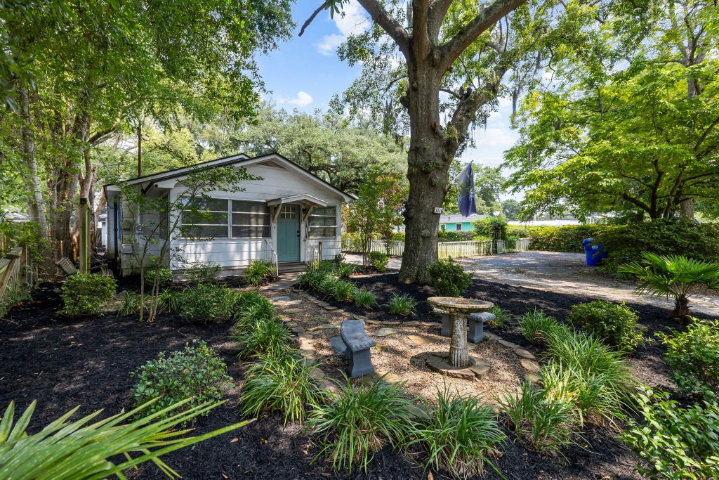 Photo of 1116 Bexley Street, North Charleston, SC 29405 (MLS # 26025238)