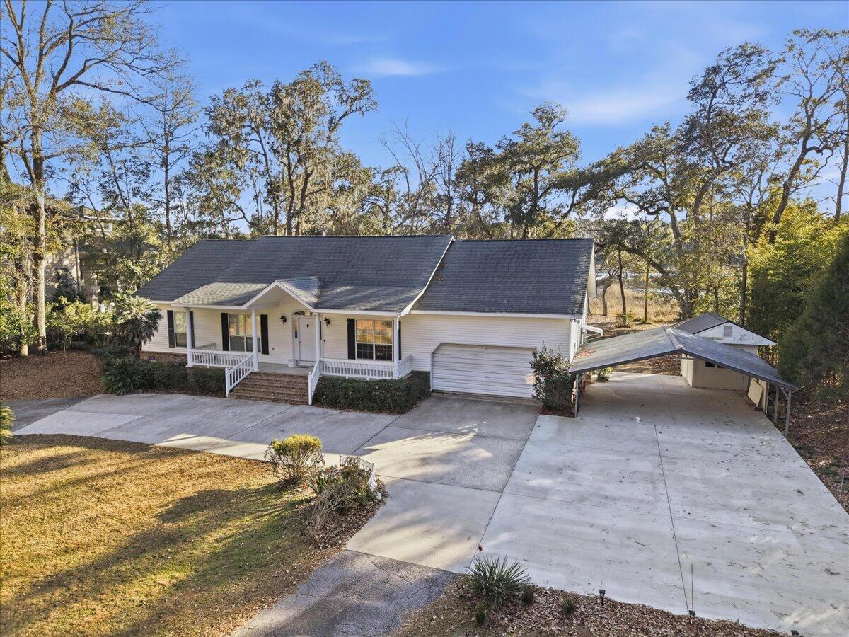 1813 Clark Hills Circle