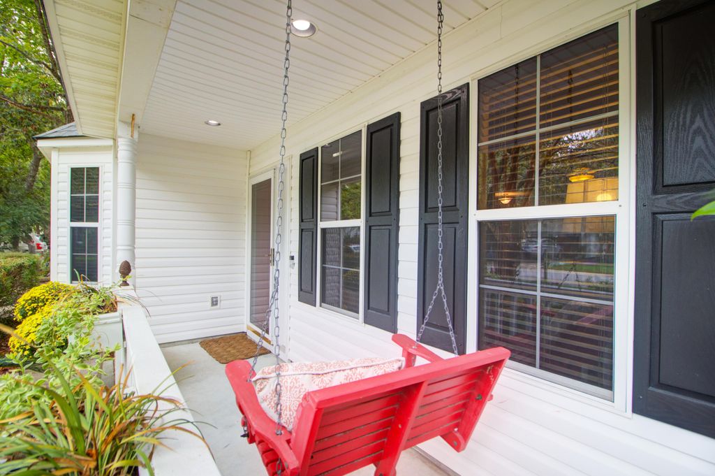 Photo of 3245 Morningdale Drive, Mount Pleasant, SC 29466 (MLS # 25026716)