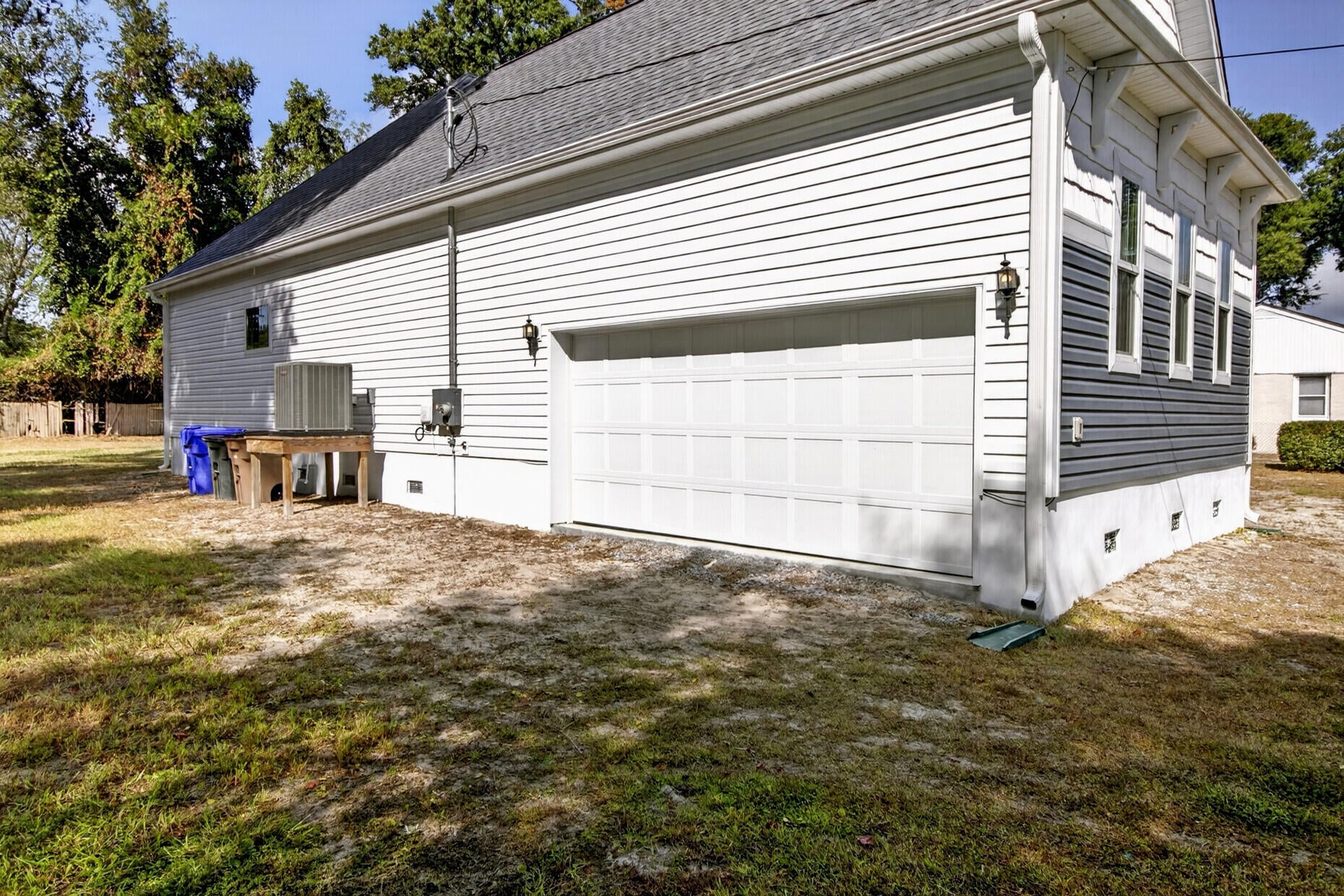 1339 Ronald Lane
