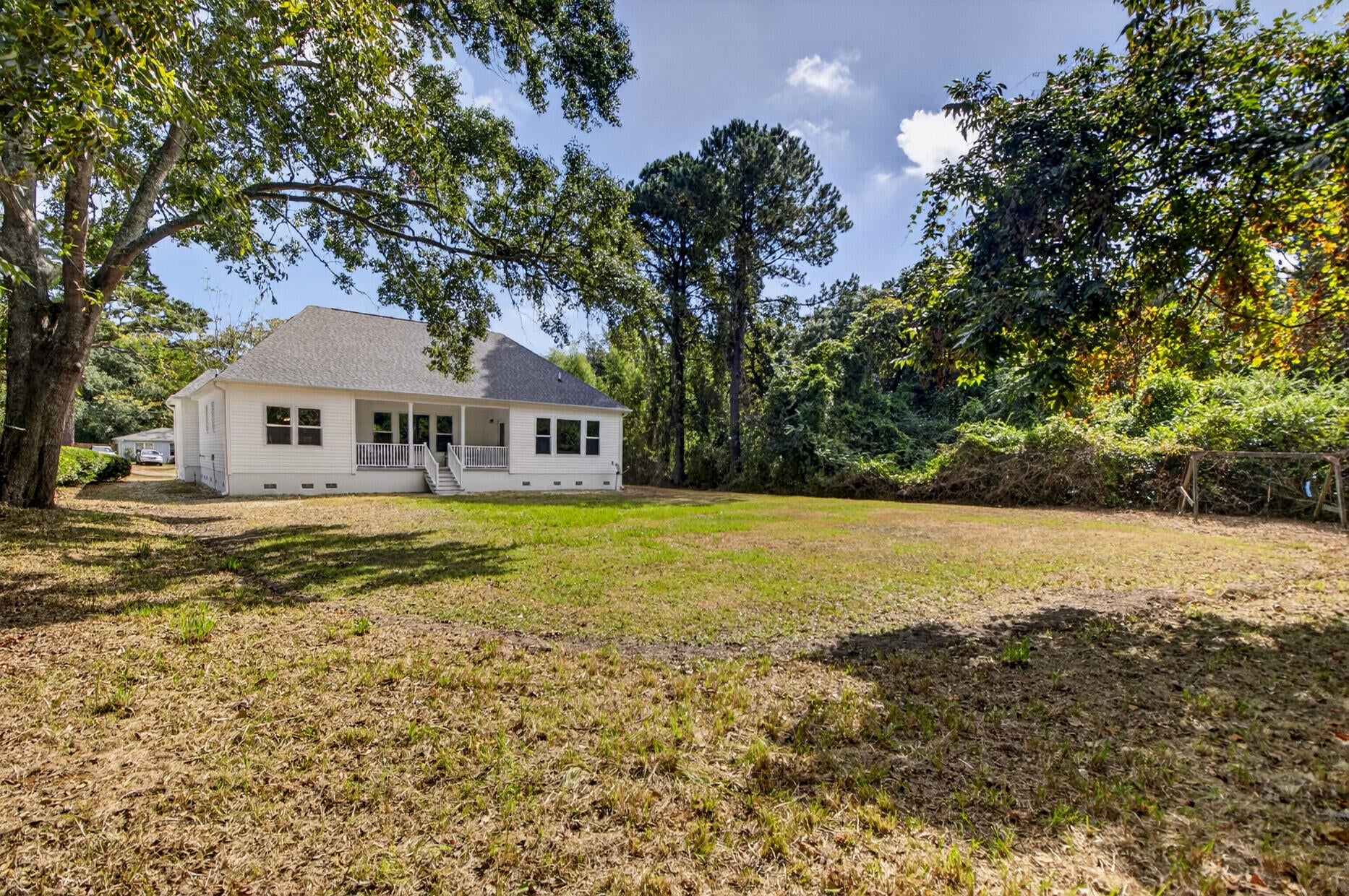 1339 Ronald Lane