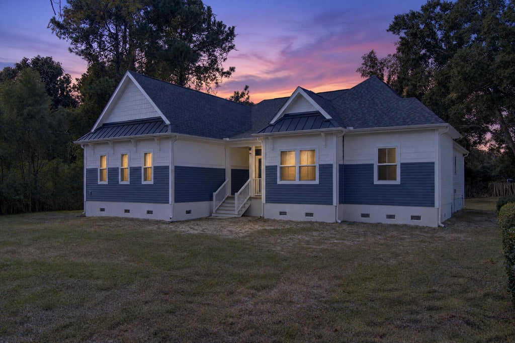 Photo of 1339 Ronald Lane, Charleston, SC 29412 (MLS # 26027364)