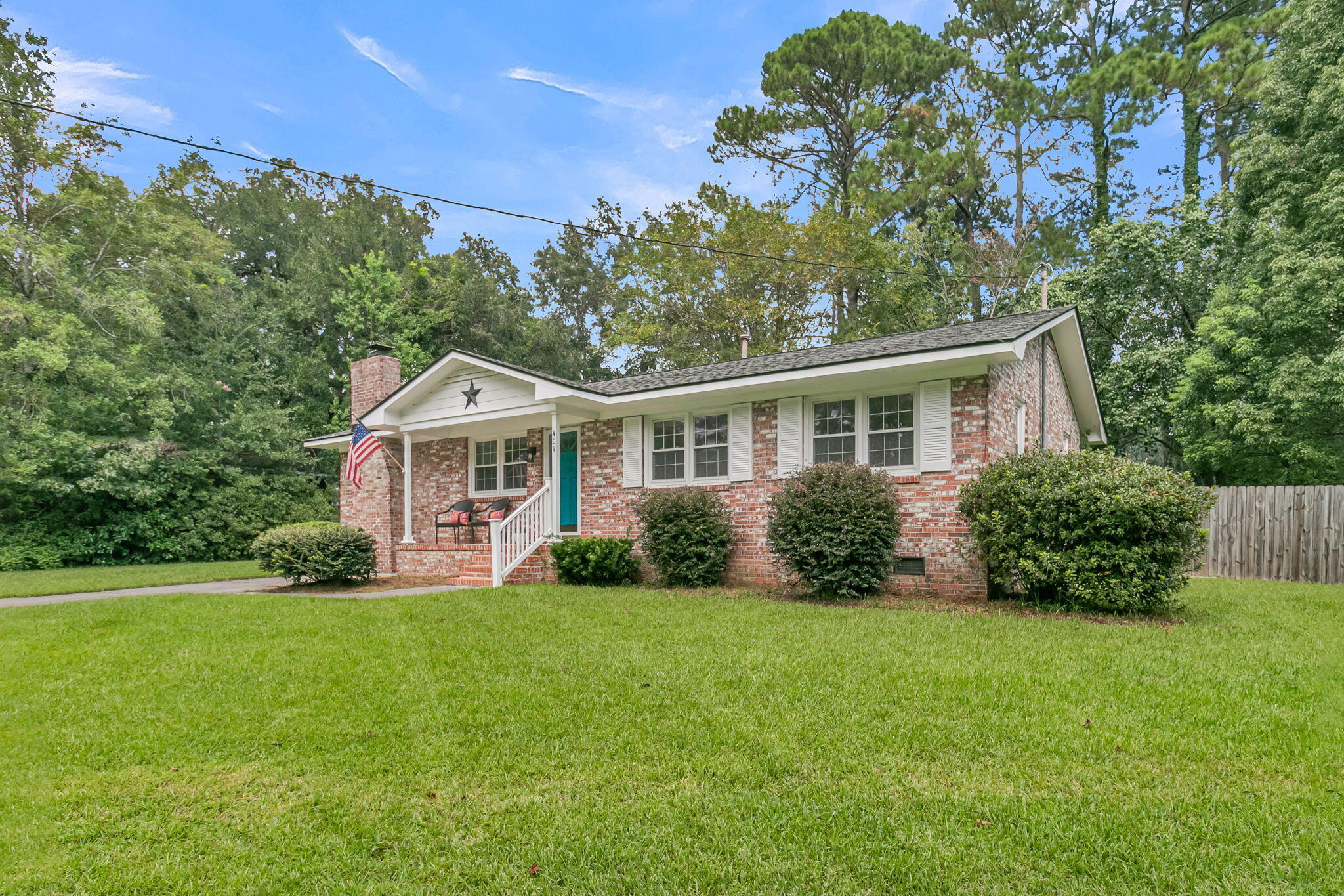 404 Forest Circle