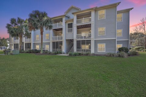 Photo of 1300 Park West Boulevard #803, Mount Pleasant, SC 29466 (MLS # 26001372)