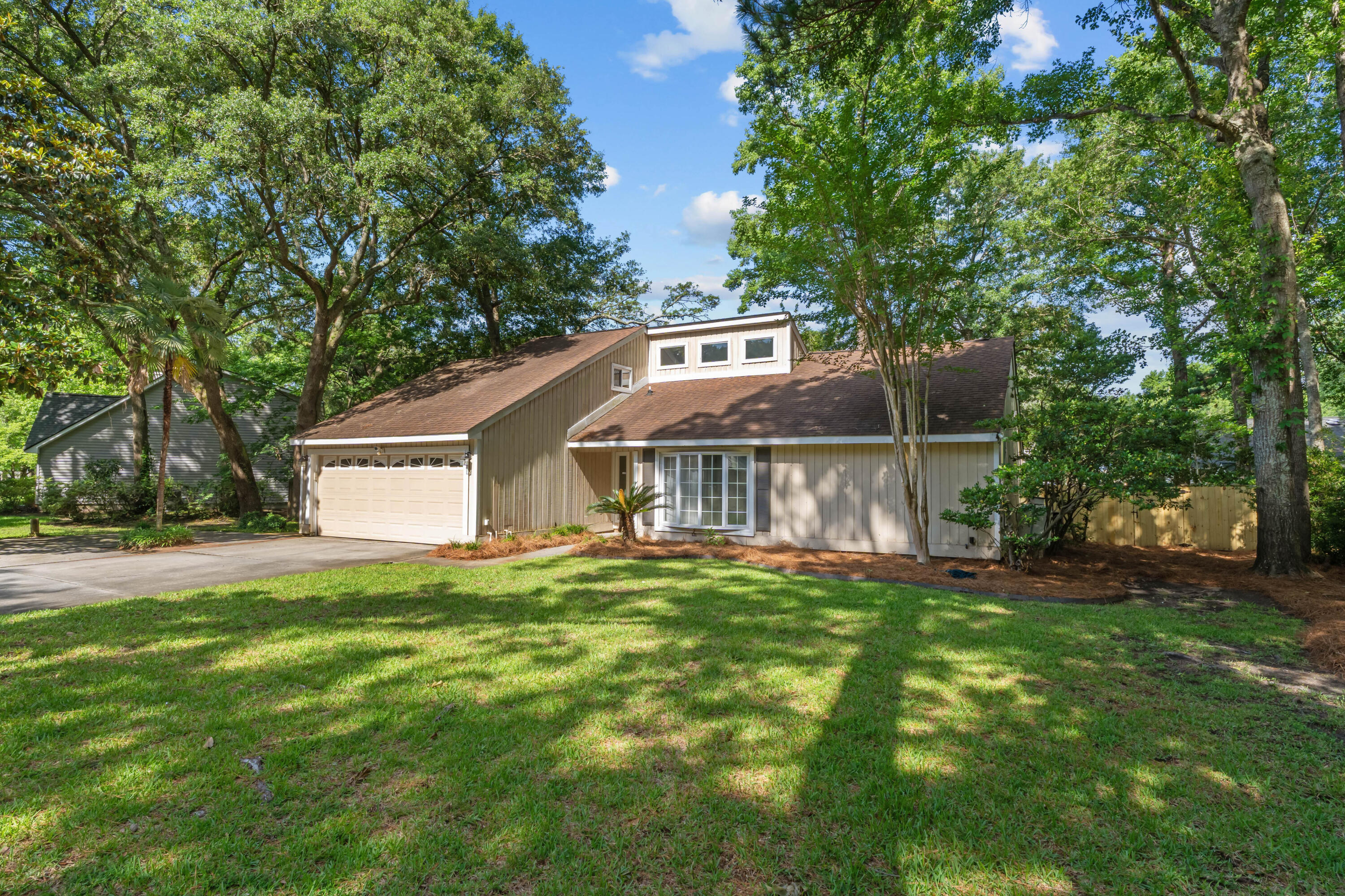 1129 Shady Grove Lane