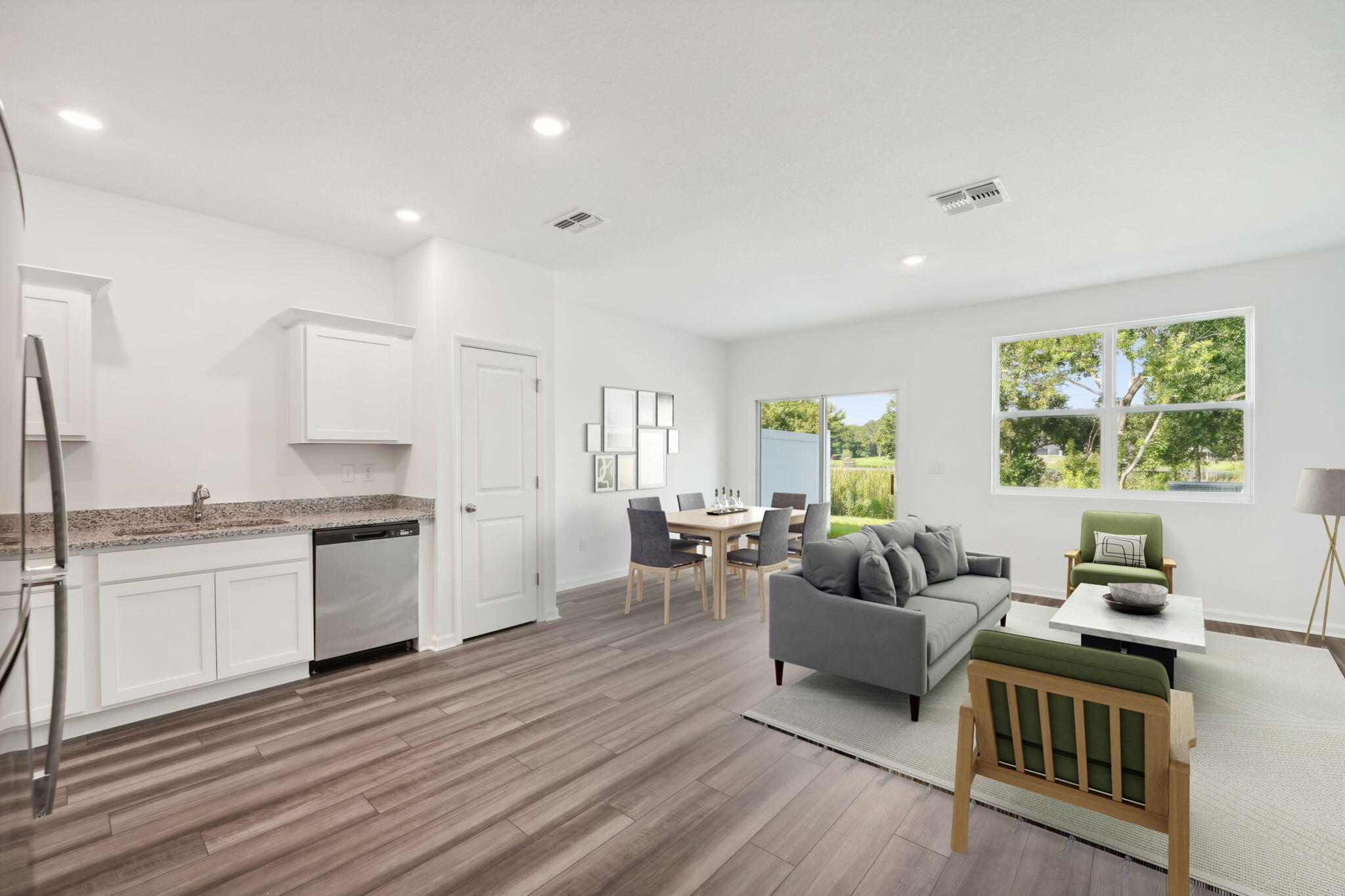 2302 Scarlett Maple Street