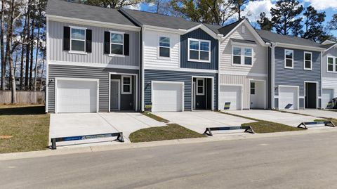 2302 Scarlett Maple Street Summerville SC 29486