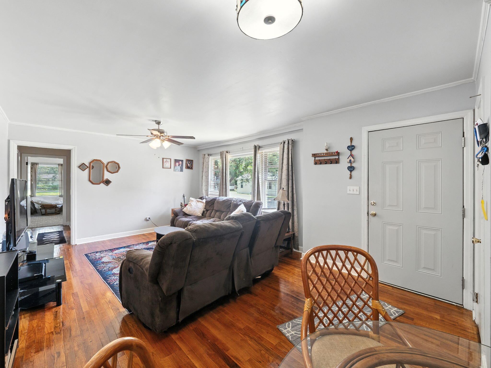 1122 Session Street