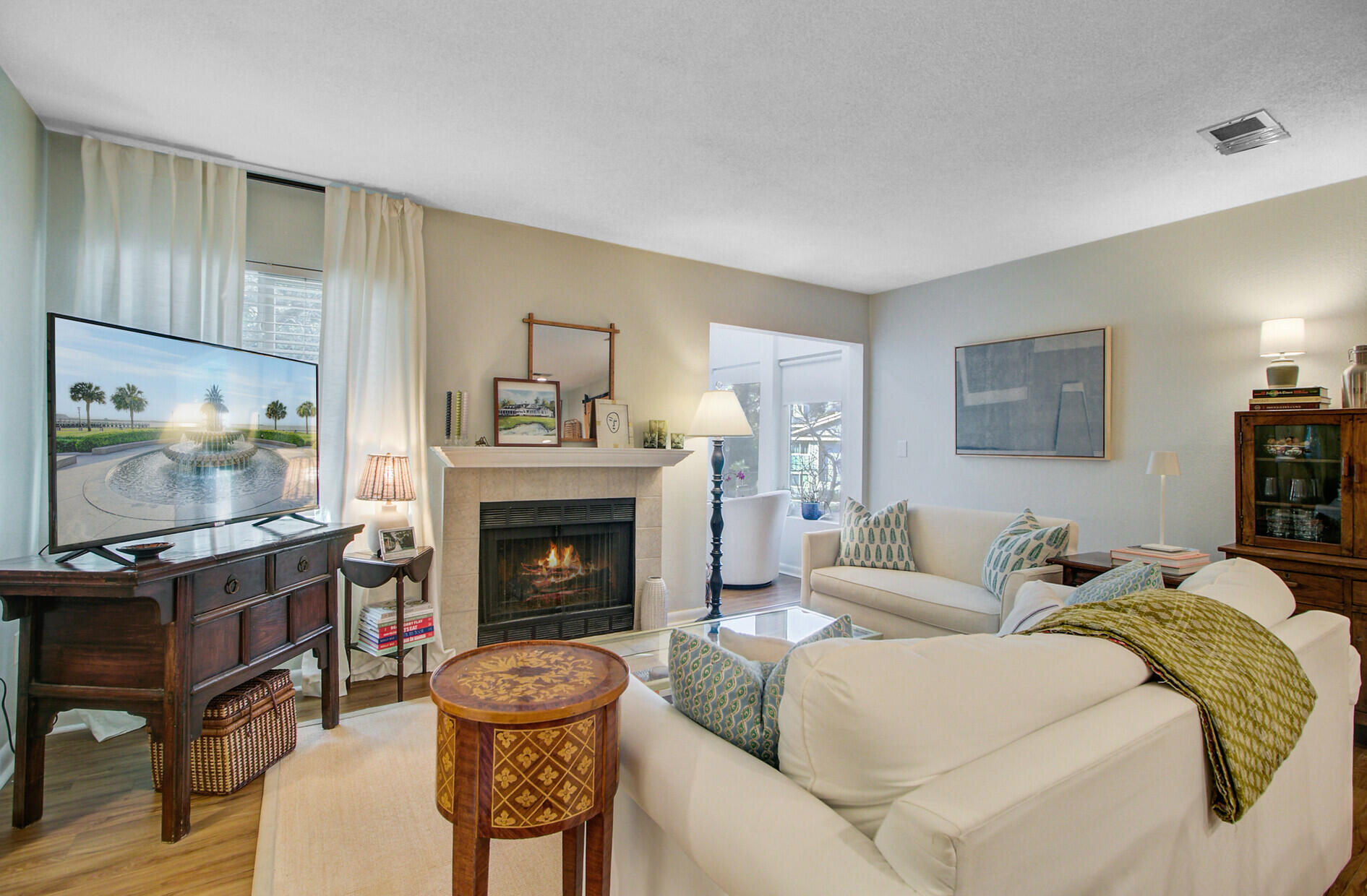 272 Alexandra Drive 11