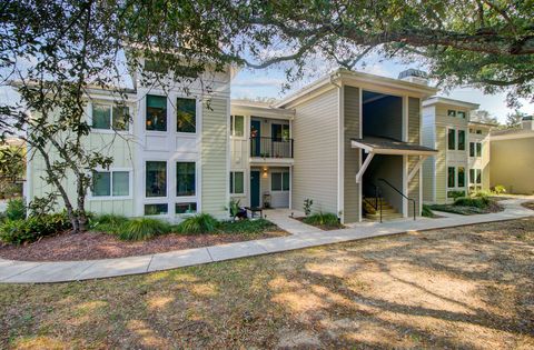 Photo of 272 Alexandra Drive #11, Mount Pleasant, SC 29464 (MLS # 25031068)