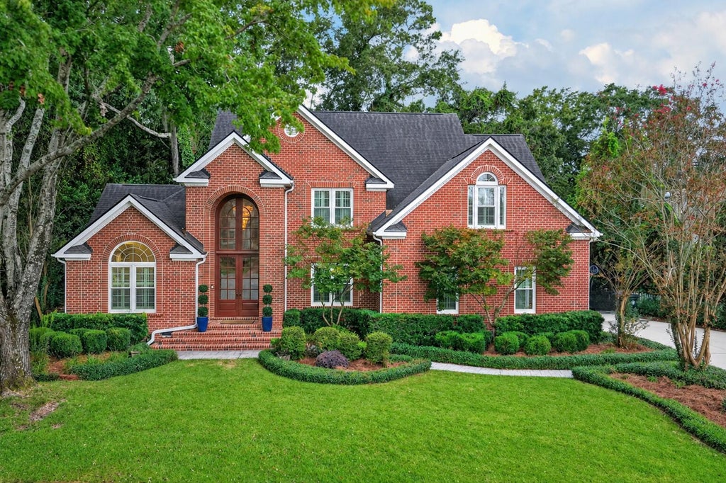 Photo of 1567 Spinnaker Lane, Charleston, SC 29407 (MLS # 26027729)