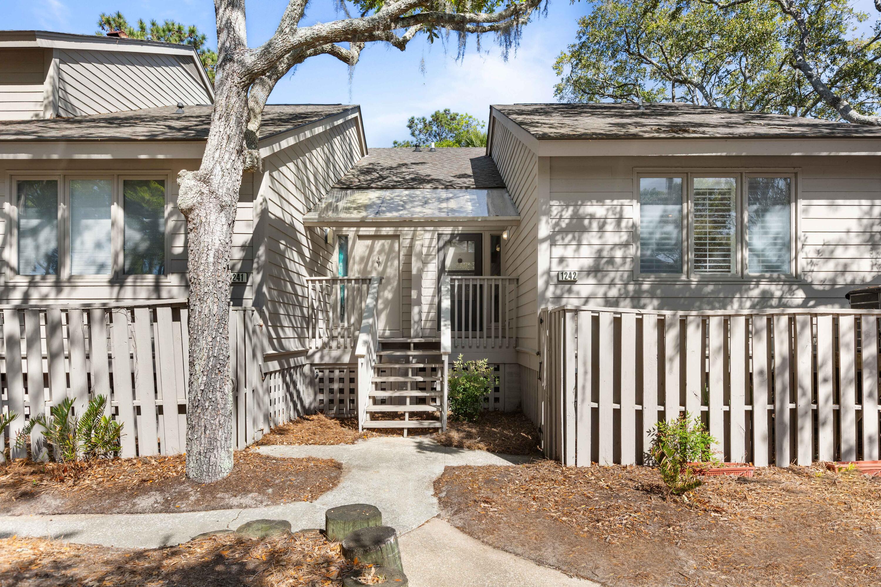 1242 Creek Watch